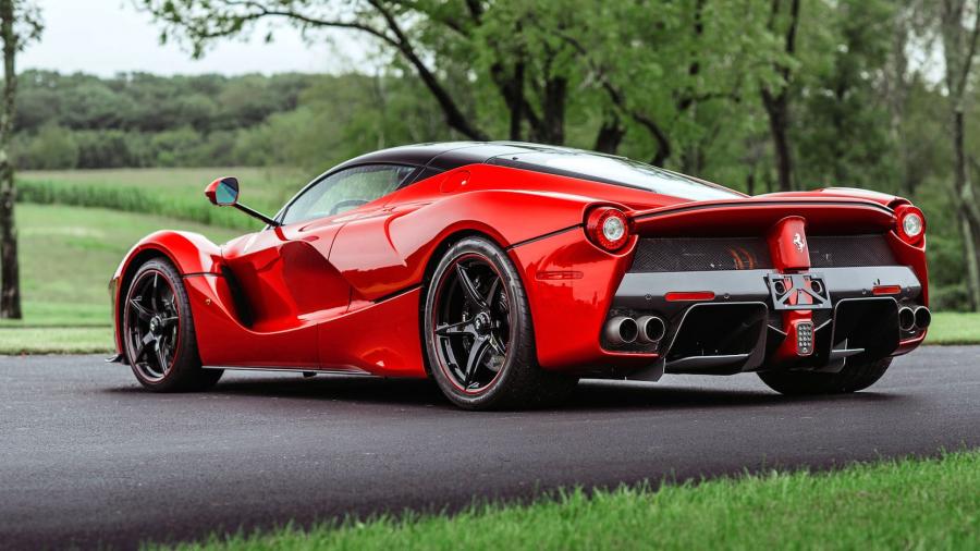  Ferrari LaFerrari Rosso Fuoco 2014 года  (фото 11 из 26)